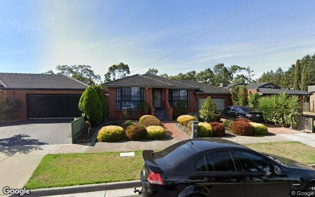 18 Westleigh Court