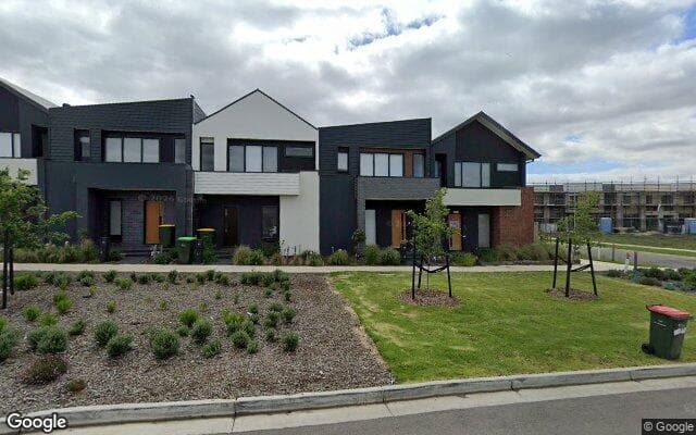 86 Garrong Avenue