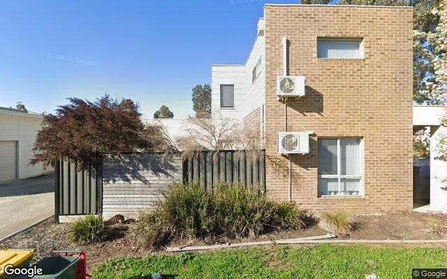 2/10 Bursaria Place