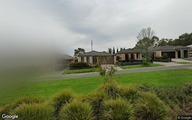 27 Obrien Parade, Pakenham VIC 3810