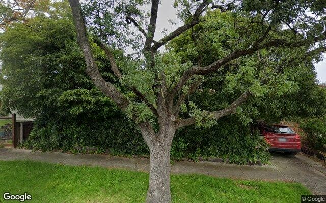 9 Mandall Avenue, Ivanhoe - 2 bed, 1 bath House for Sale