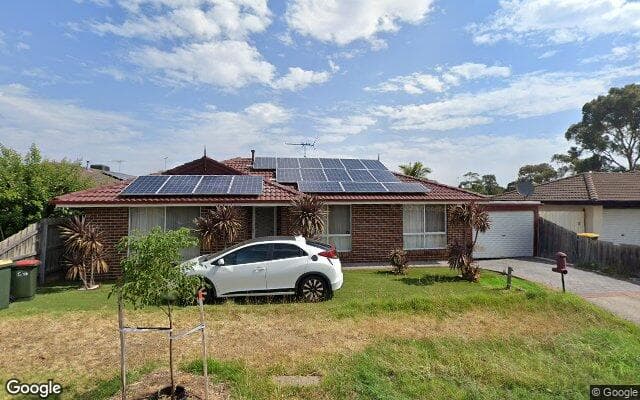 13 Ryland Circuit, Delahey VIC